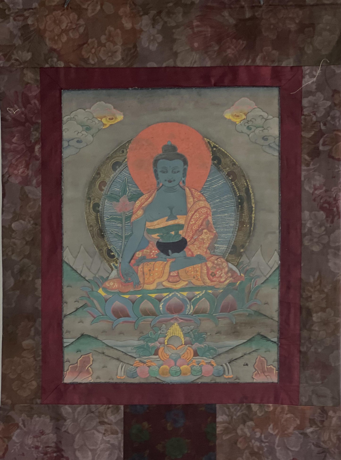 Old Medicine Buddha Thangka | Hand-Painted Bhaisajyaguru Healing Art with Silk Brocade