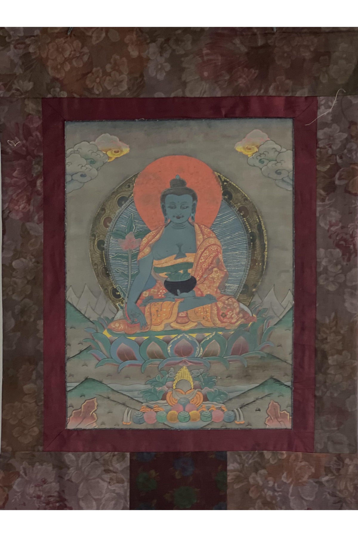 Old Medicine Buddha Thangka | Hand-Painted Bhaisajyaguru Healing Art with Silk Brocade