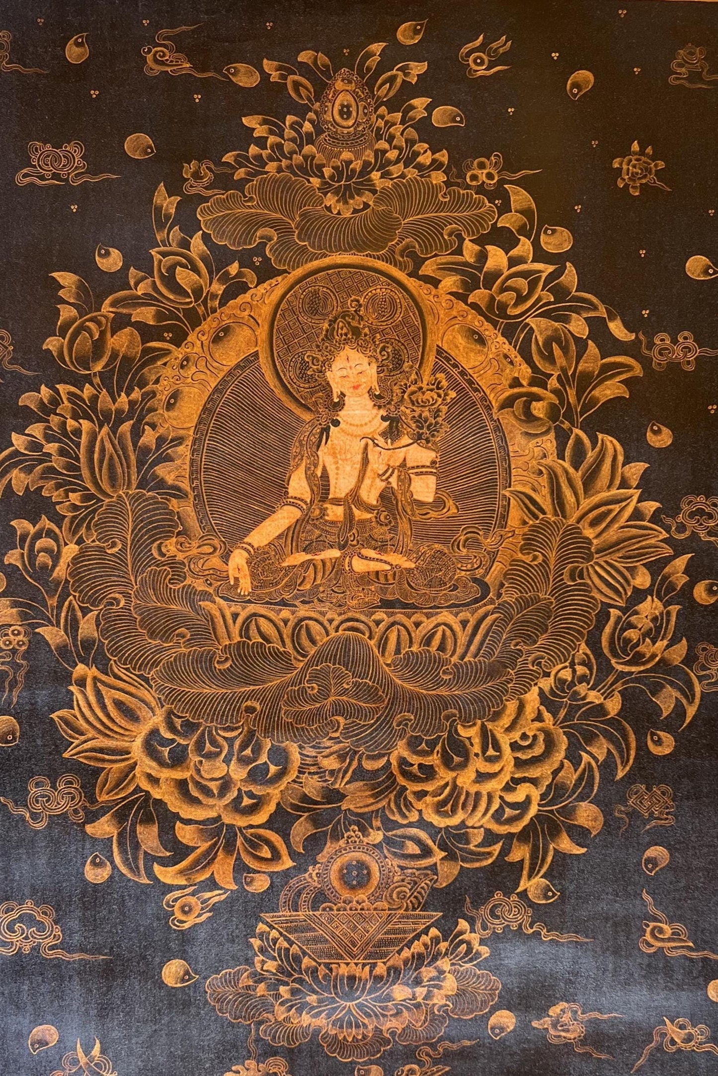 Hand-Painted Chenrezig Thangka – Tibetan Silk Brocade, Spiritual Art, Oil Varnished