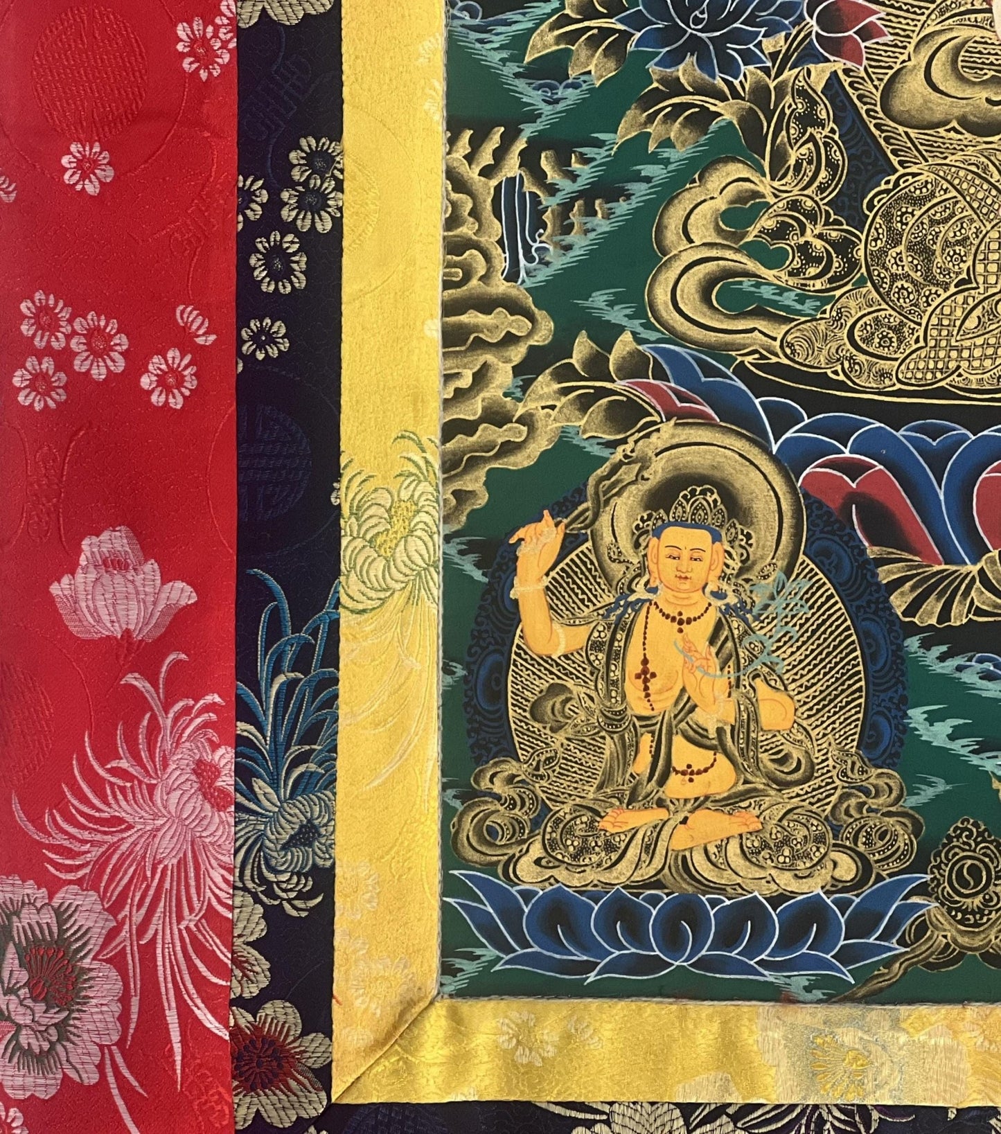 Original Hand Painted Avalokiteshvara/ Chenrezig Compassion / Meditation Tibetan Thangka Painting with Silk Brocade - Tibetan Thangka Art