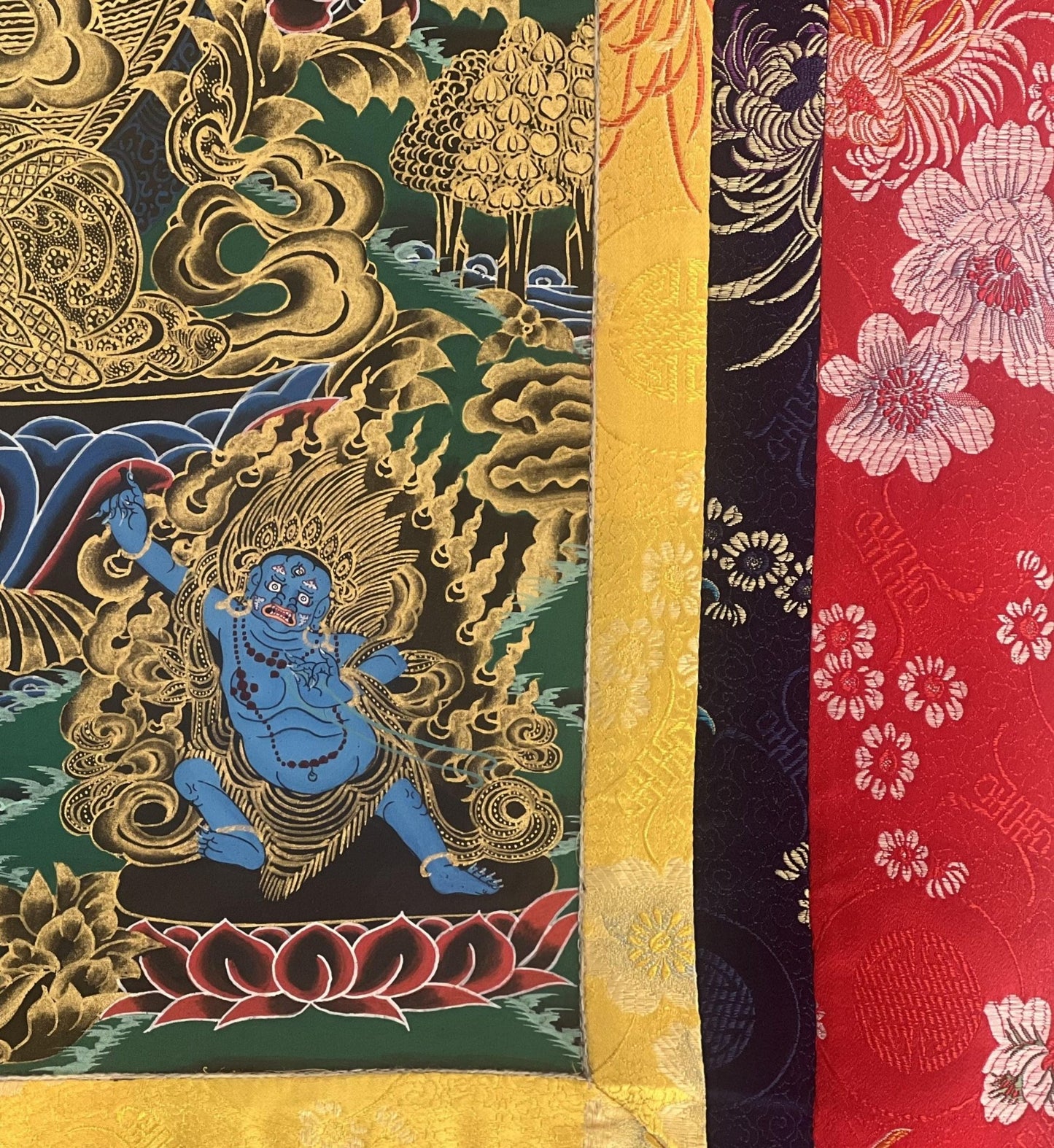 Original Hand Painted Avalokiteshvara/ Chenrezig Compassion / Meditation Tibetan Thangka Painting with Silk Brocade - Tibetan Thangka Art