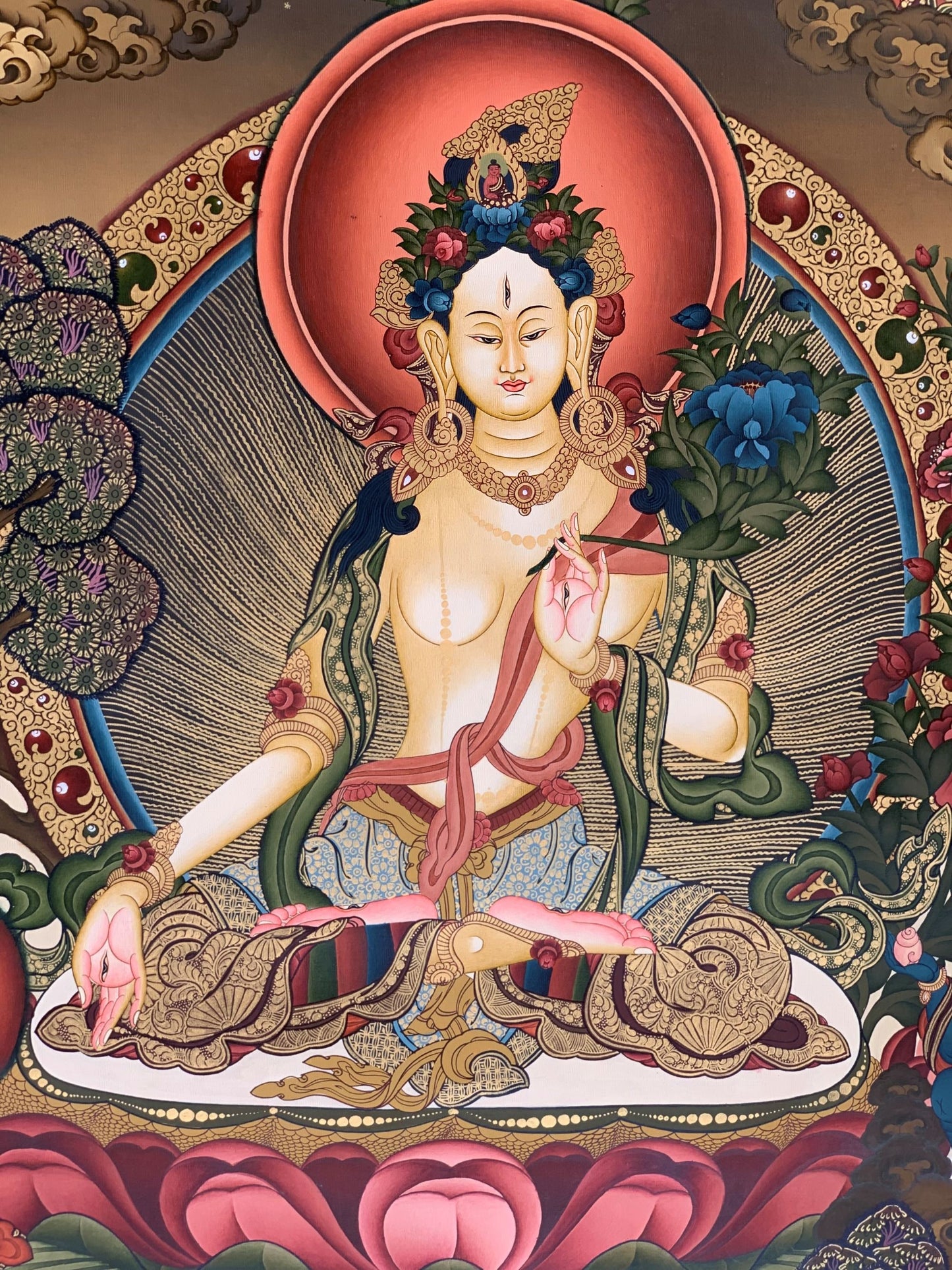 White Tara Thangka Painting – Hand-Painted Buddhist Art with Gold