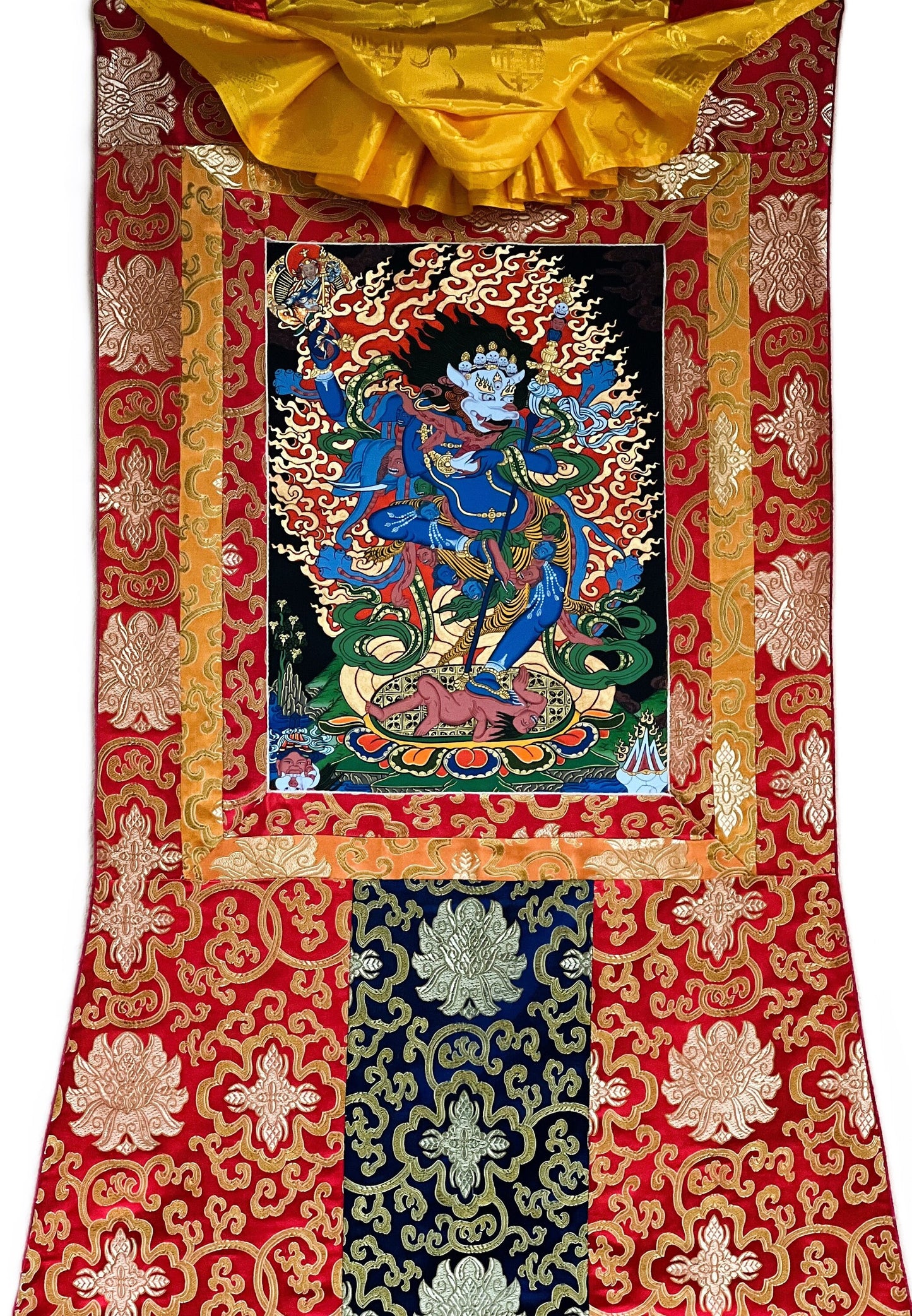 Hand-Painted Simhamukha Thangka – Lion-Faced Dakini Tantra Art with Silk Brocade