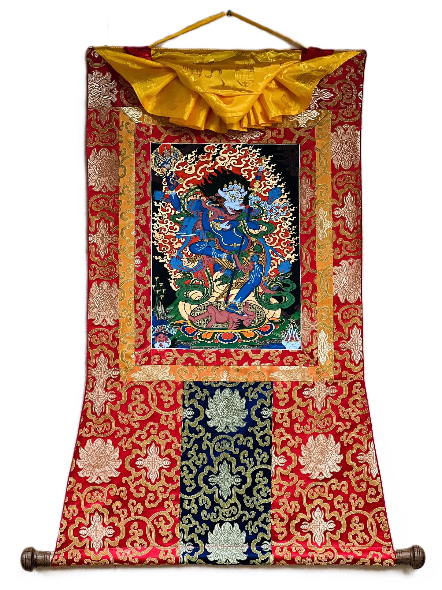Hand-Painted Simhamukha Thangka – Lion-Faced Dakini Tantra Art with Silk Brocade
