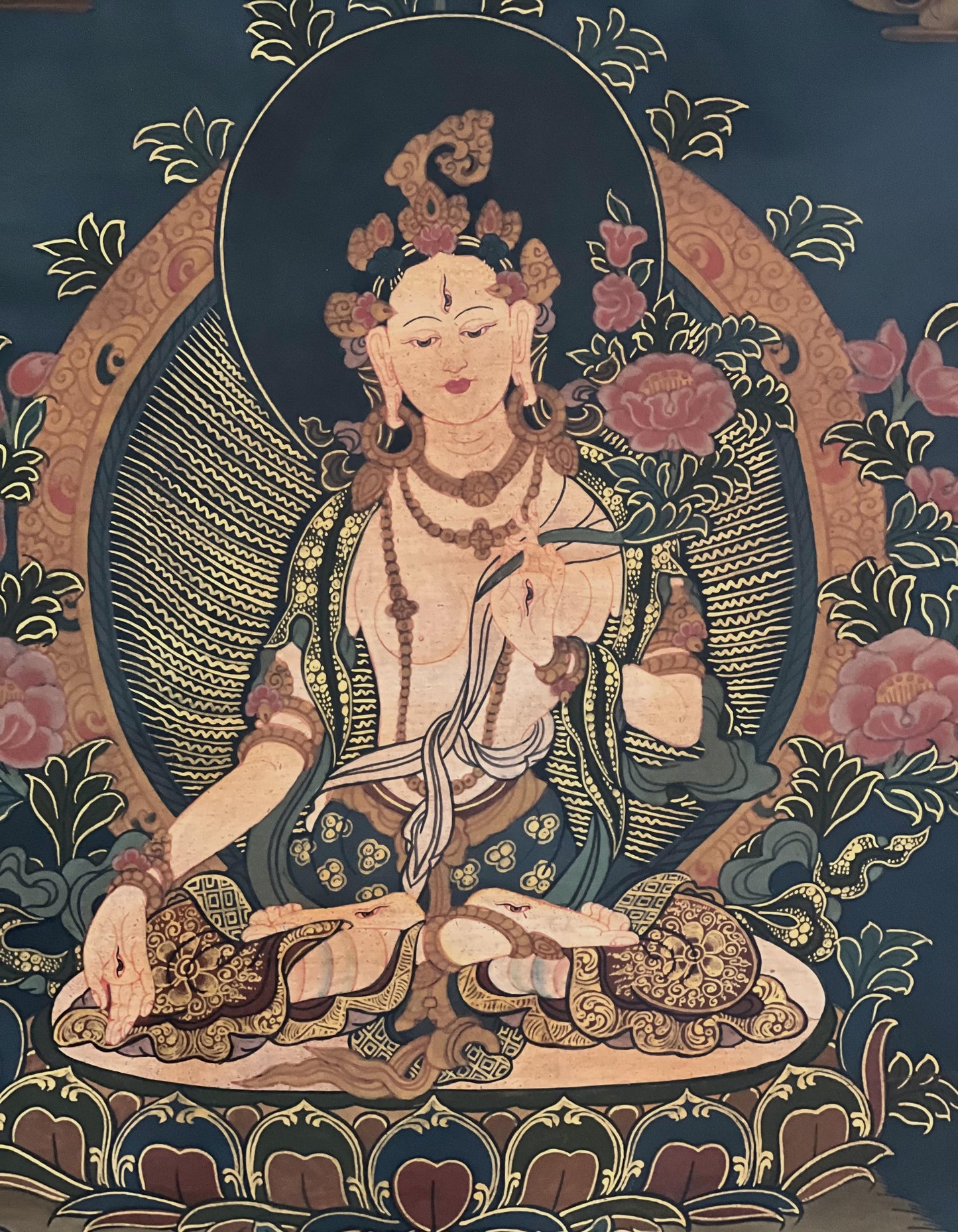 Original Hand-painted White Tara/ Mother Goddess/ Old Oil-Varnished Tibetan Thangka Painting with Silk Brocade