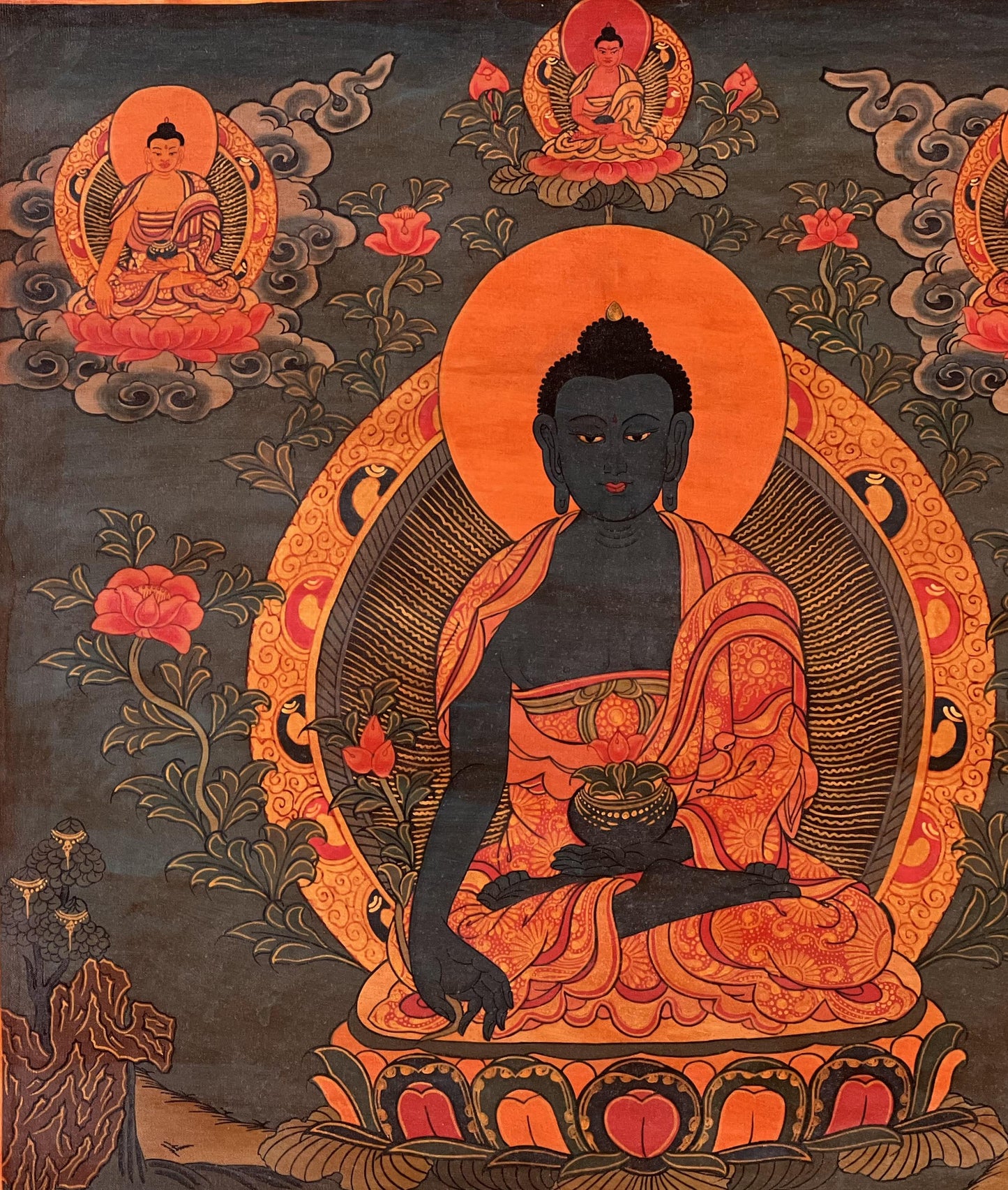 Hand-Painted Medicine Buddha Thangka | Bhaisajyaguru Tibetan Art | Vintage Oil-Varnished Meditation Painting