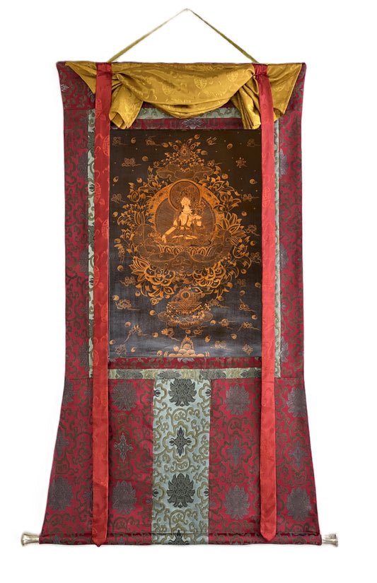 Hand-Painted Chenrezig Thangka – Tibetan Silk Brocade, Spiritual Art, Oil Varnished