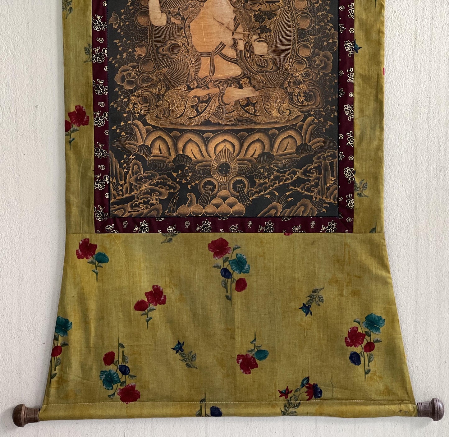 Original Hand-Painted Manjushri Bodhisattva Thangka Painting | Tibetan Compassion Meditation Art | Oil-Varnished with Cotton Brocade