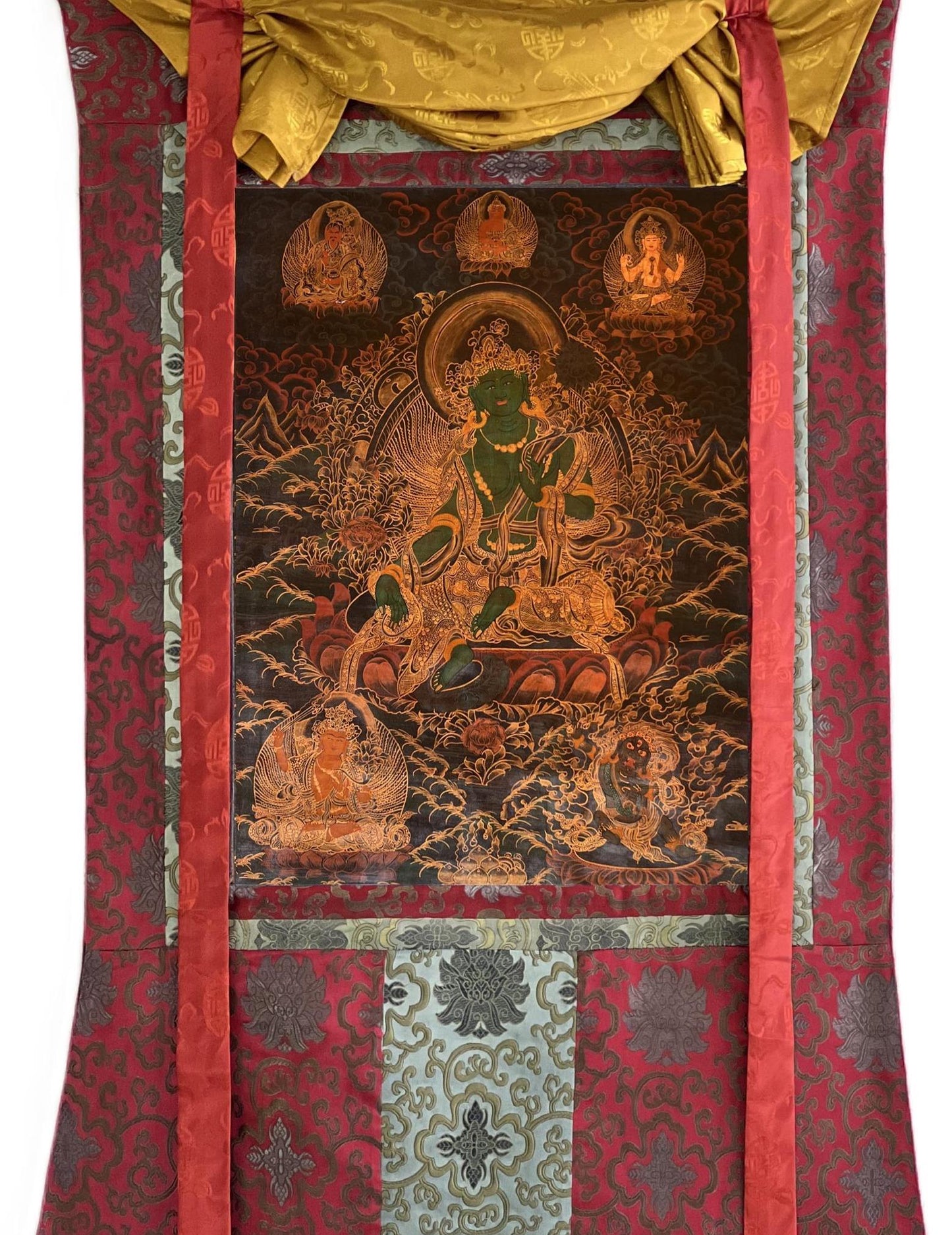Hand-Painted Green Tara Thangka – Tibetan Goddess Art, Silk Brocade, Oil Varnished