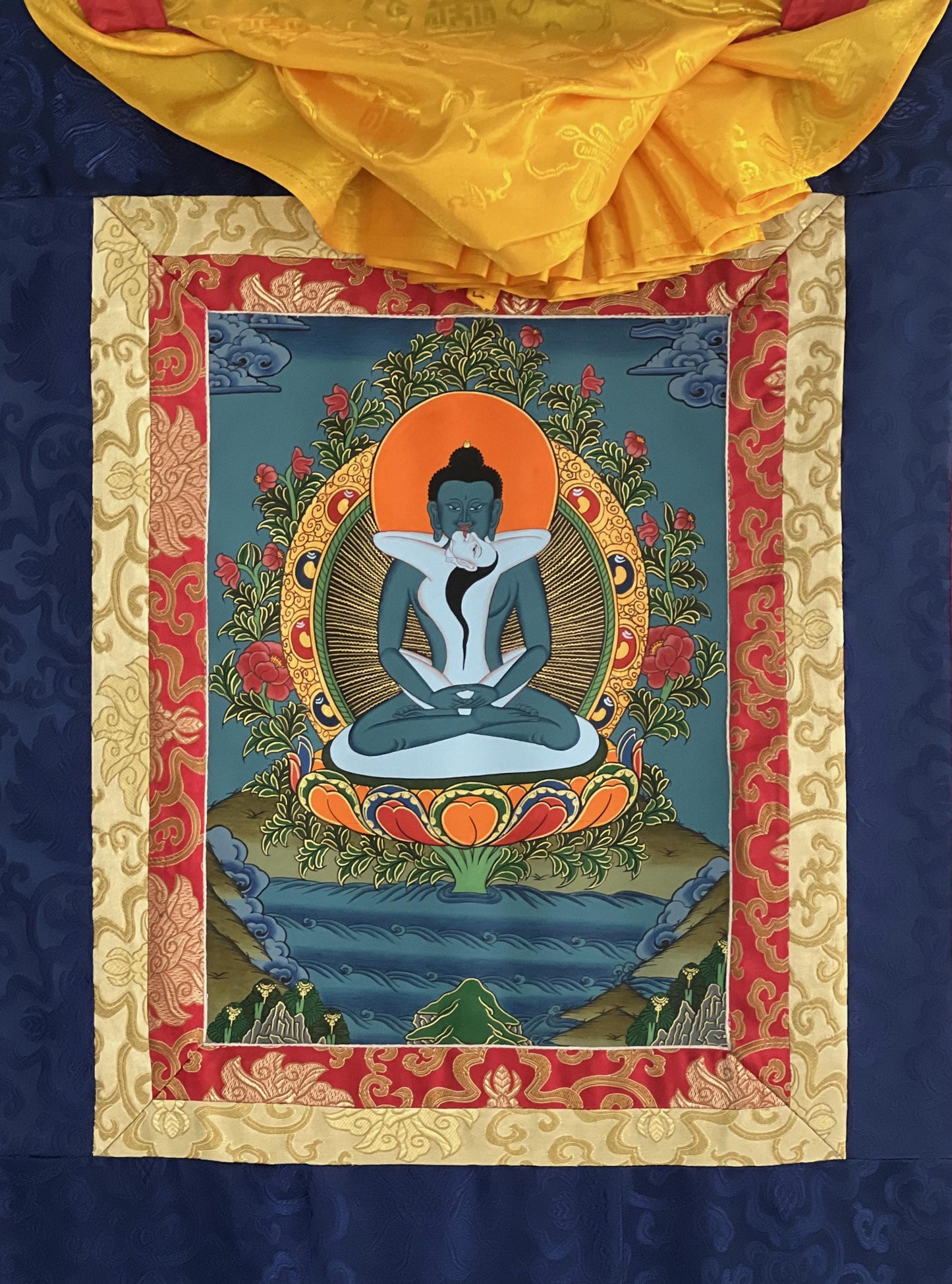 Hand-Painted Samantabhadra Thangka – Tibetan Silk Brocade Art