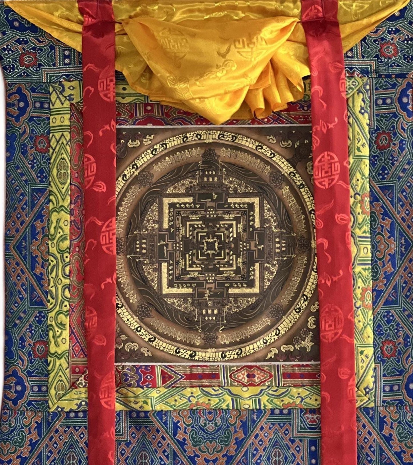 Hand-Painted Kalachakra Mandala Thangka – Tibetan Wheel of Time Art with Silk Brocade