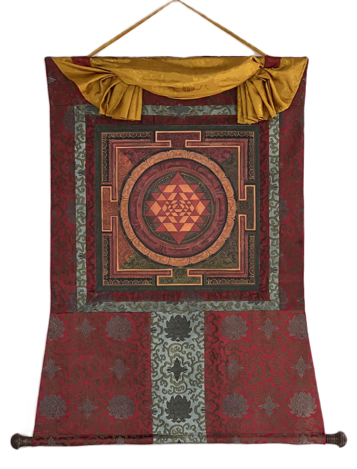 Hand-Painted Sri Yantra Mandala Thangka – Oil-Varnished Shri Chakra with Silk Brocade