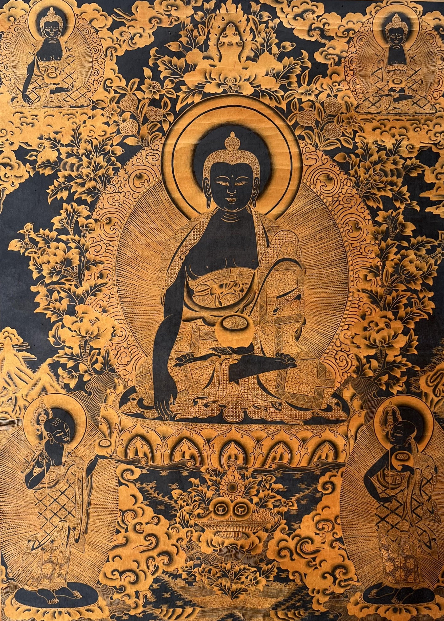 Hand-Painted Medicine Buddha Thangka – Black & Gold Tibetan Healing Art with Silk
