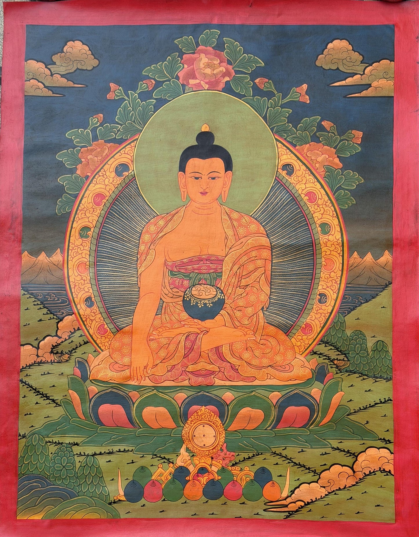 Original Oil-Varnished Shakyamuni Buddha Thangka – Hand-Painted Tibetan Buddhist Art From Nepal