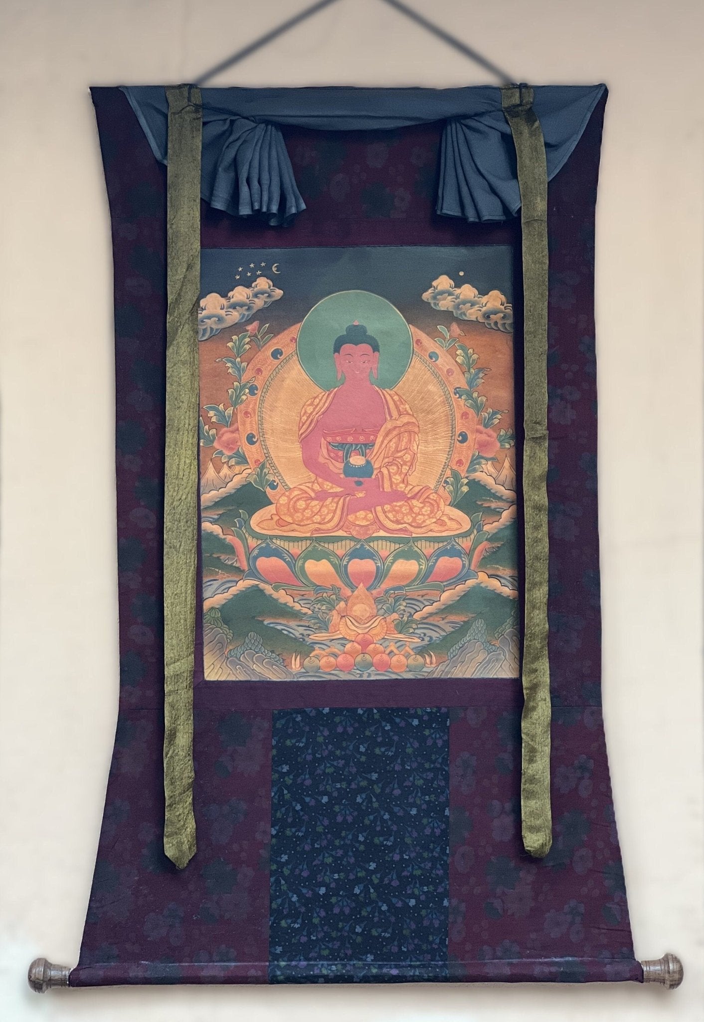 Original Hand - Painted Amitabha Buddha Old Oil - Varnished Tibetan Compassion / Meditation Thangka Painting with High - Quality Cotton Brocade - Tibetan Thangka Art