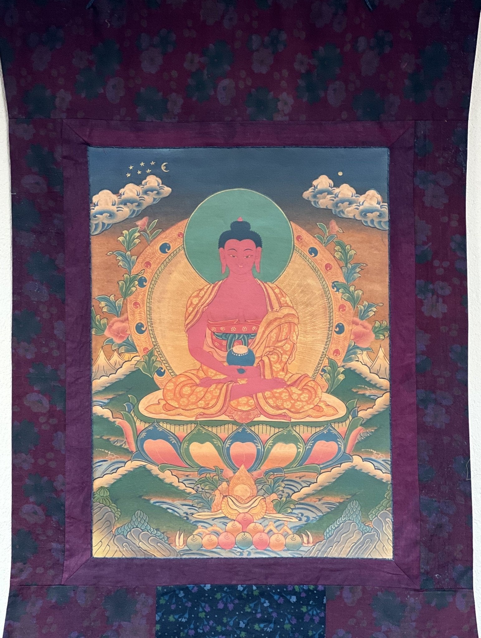Original Hand - Painted Amitabha Buddha Old Oil - Varnished Tibetan Compassion / Meditation Thangka Painting with High - Quality Cotton Brocade - Tibetan Thangka Art