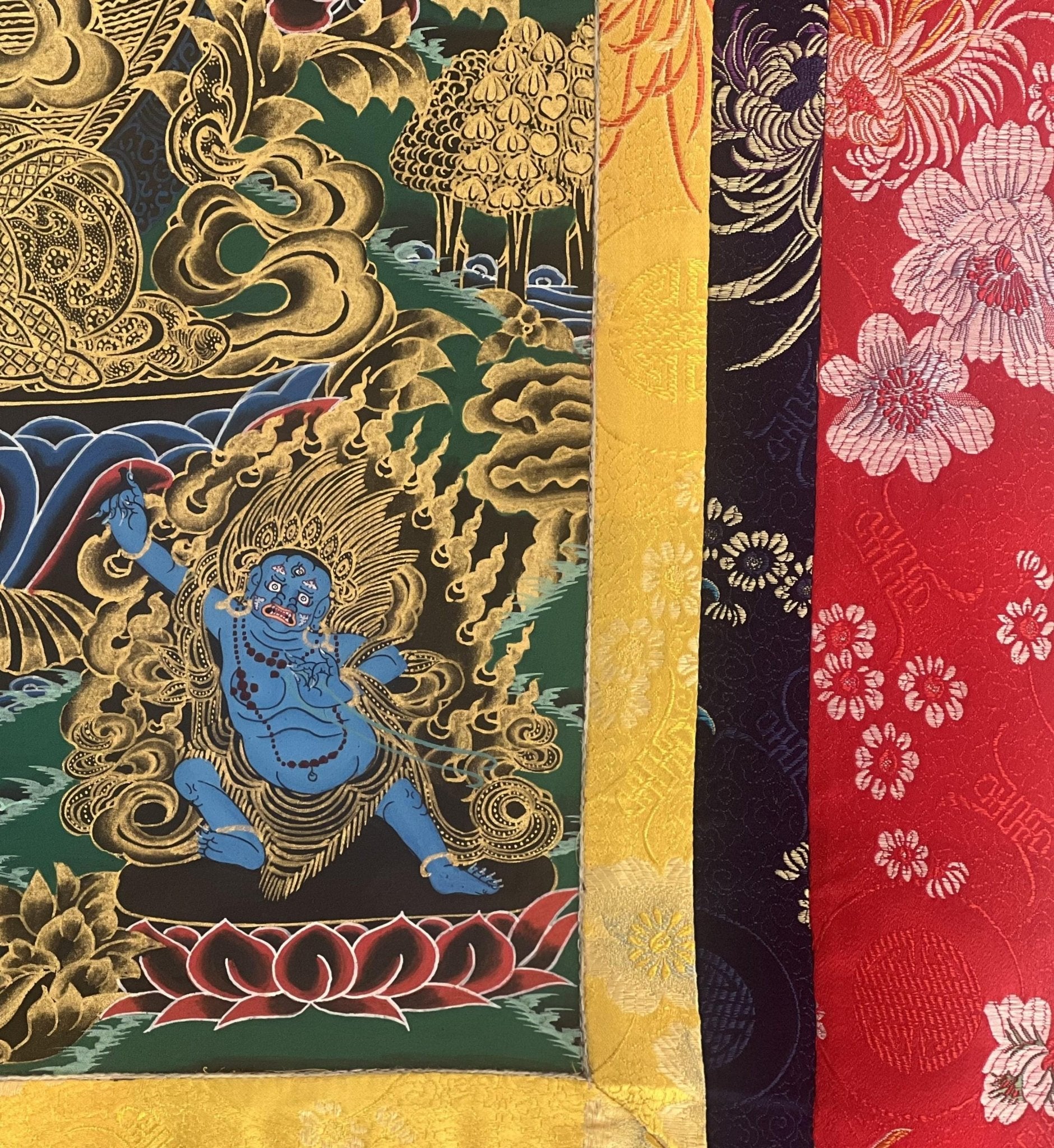 Original Hand Painted Avalokiteshvara/ Chenrezig Compassion / Meditation Tibetan Thangka Painting with Silk Brocade - Tibetan Thangka Art